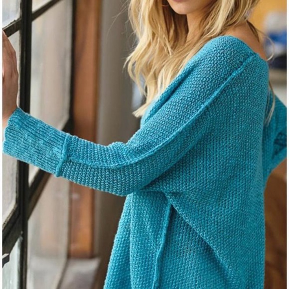 01 Cozy V neck Side Slit Knit Sweater Top - Picture 5 of 7